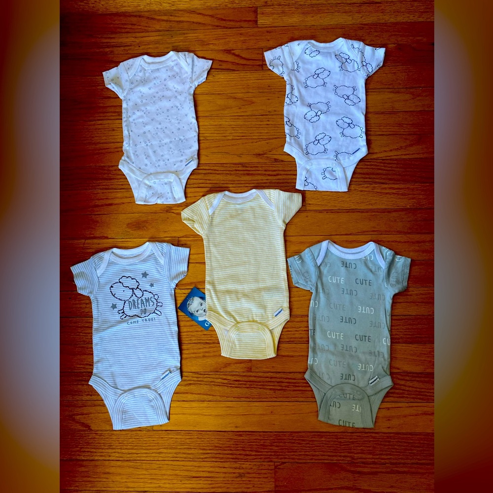 Set of 5 Brand New Gerber Newborn Baby Short-Sleeved Onesies